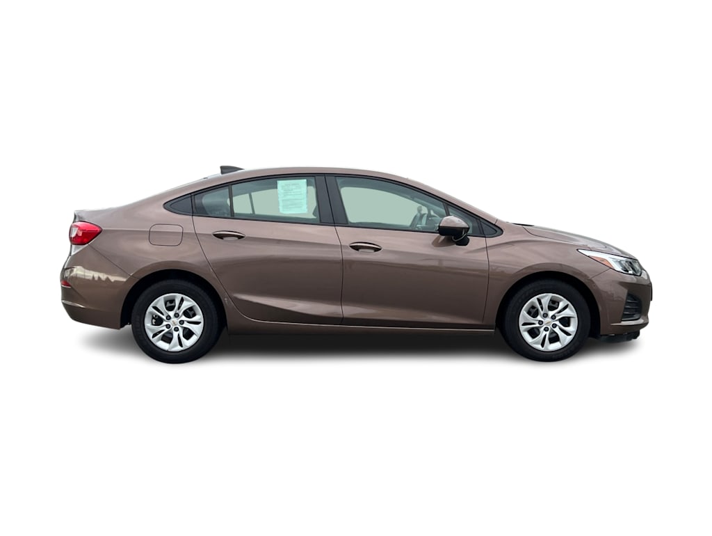 Thumbnail: 2019 Chevrolet Cruze - 19