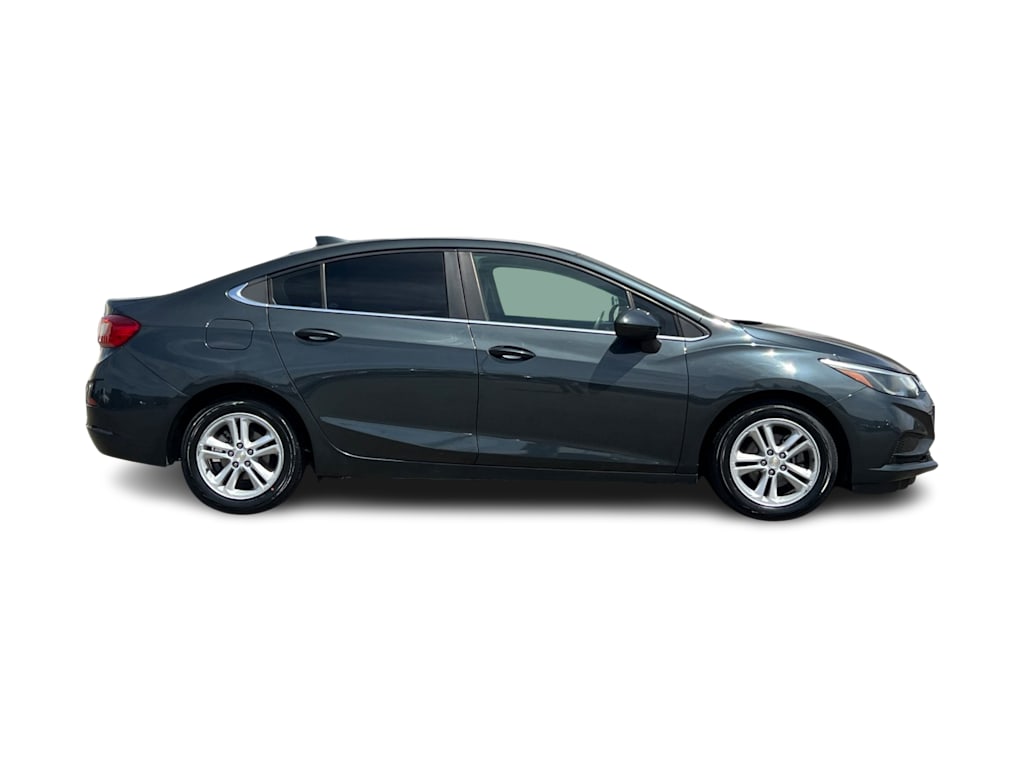 Thumbnail: 2018 Chevrolet Cruze - 18