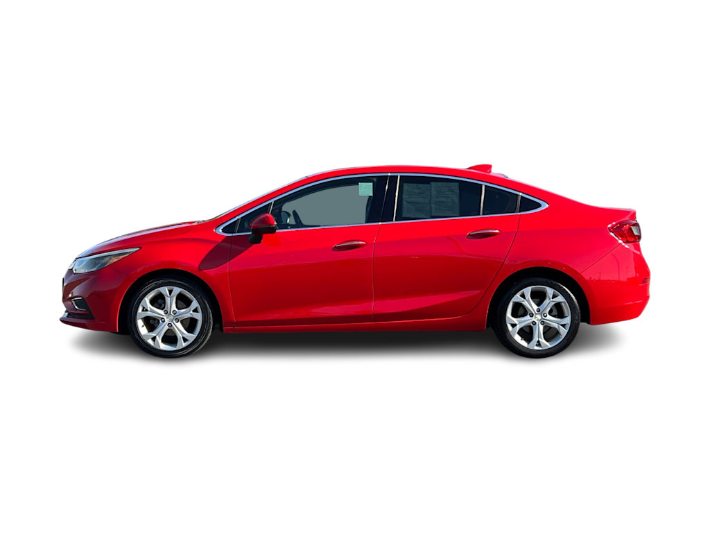 Thumbnail: 2018 Chevrolet Cruze - 3