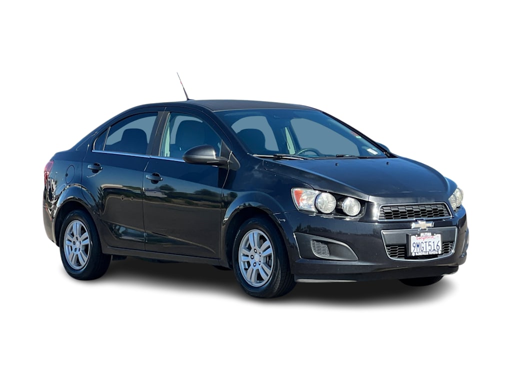 Thumbnail: 2014 Chevrolet Sonic - 18