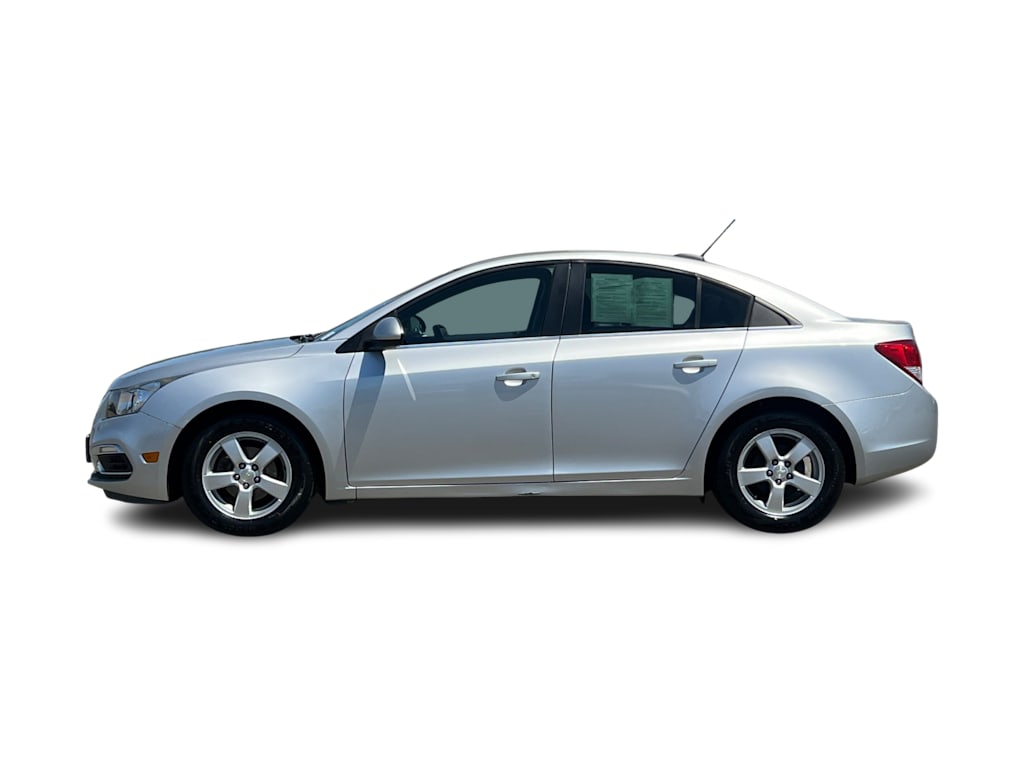 Thumbnail: 2016 Chevrolet Cruze - 3