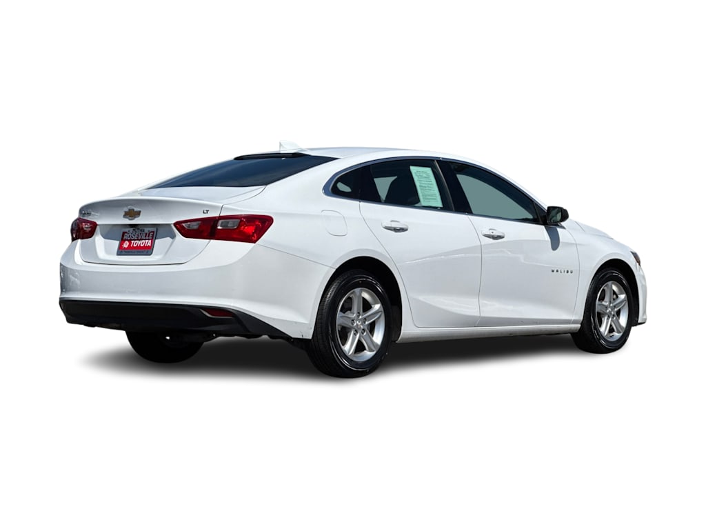 Thumbnail: 2023 Chevrolet Malibu - 17