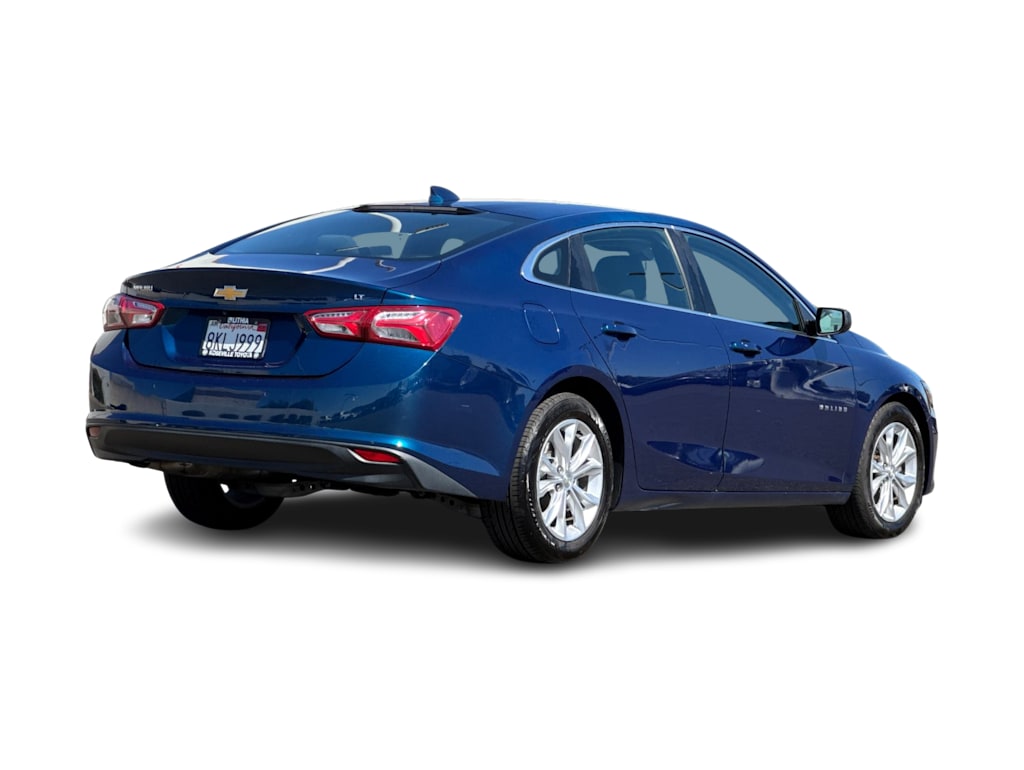 Thumbnail: 2019 Chevrolet Malibu - 17