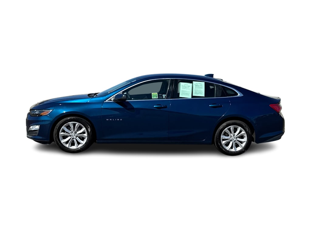 Thumbnail: 2019 Chevrolet Malibu - 3