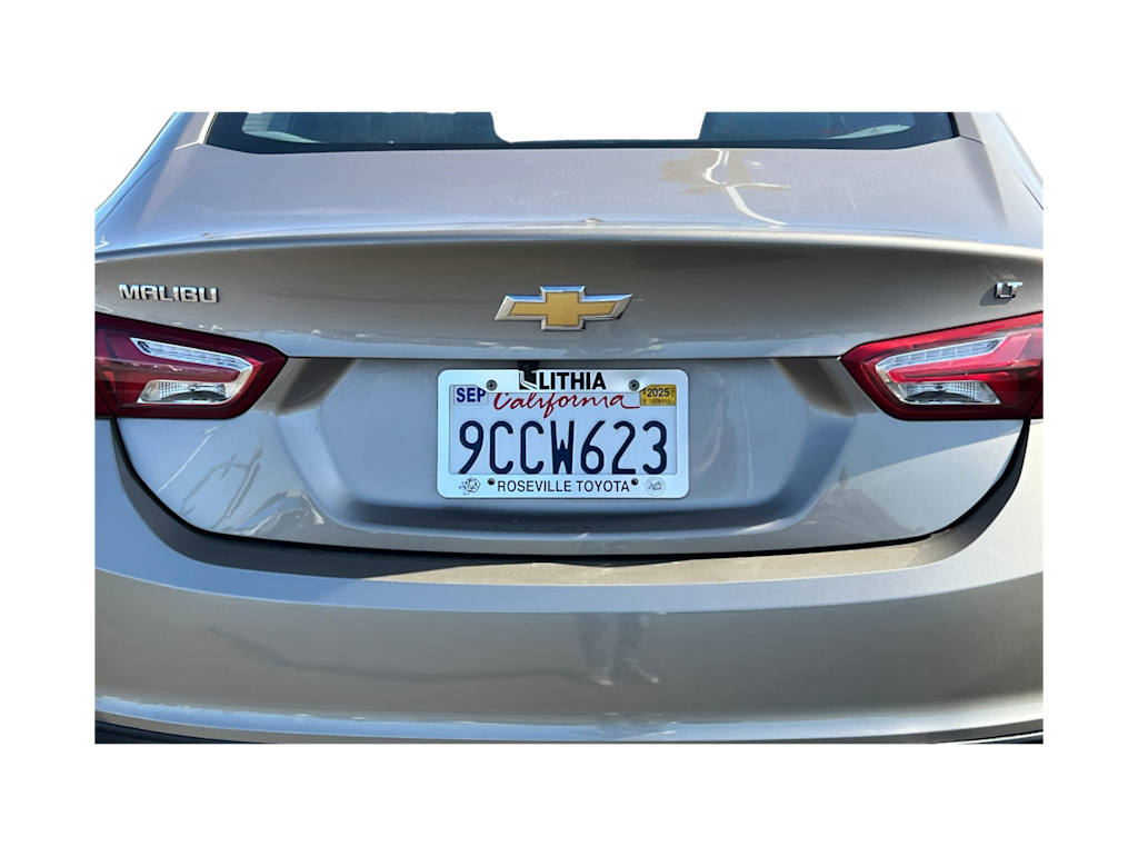 Thumbnail: 2022 Chevrolet Malibu - 16