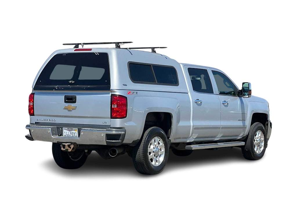 Thumbnail: 2015 Chevrolet Silverado 3500 - 16