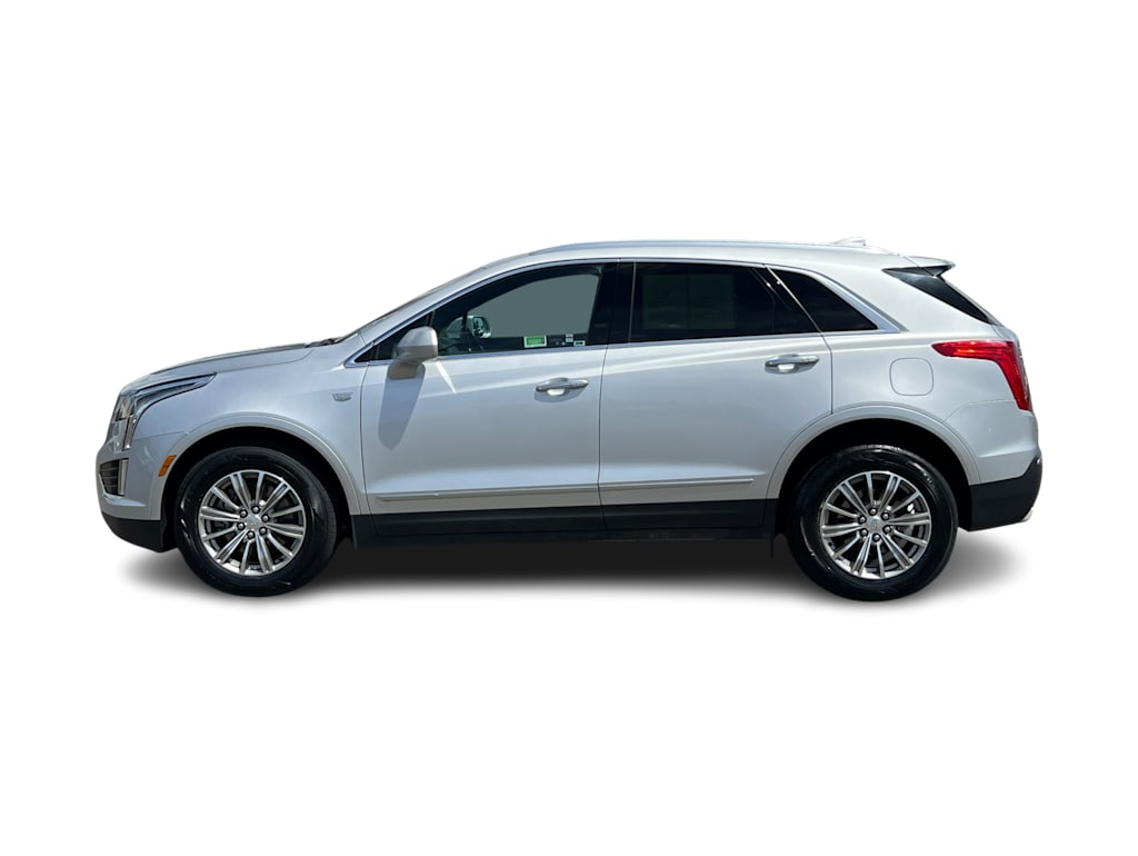 Thumbnail: 2017 Cadillac XT5 - 3