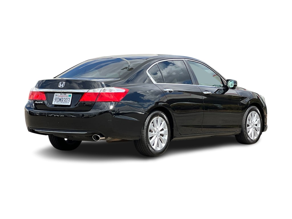 Thumbnail: 2015 Honda Accord - 18