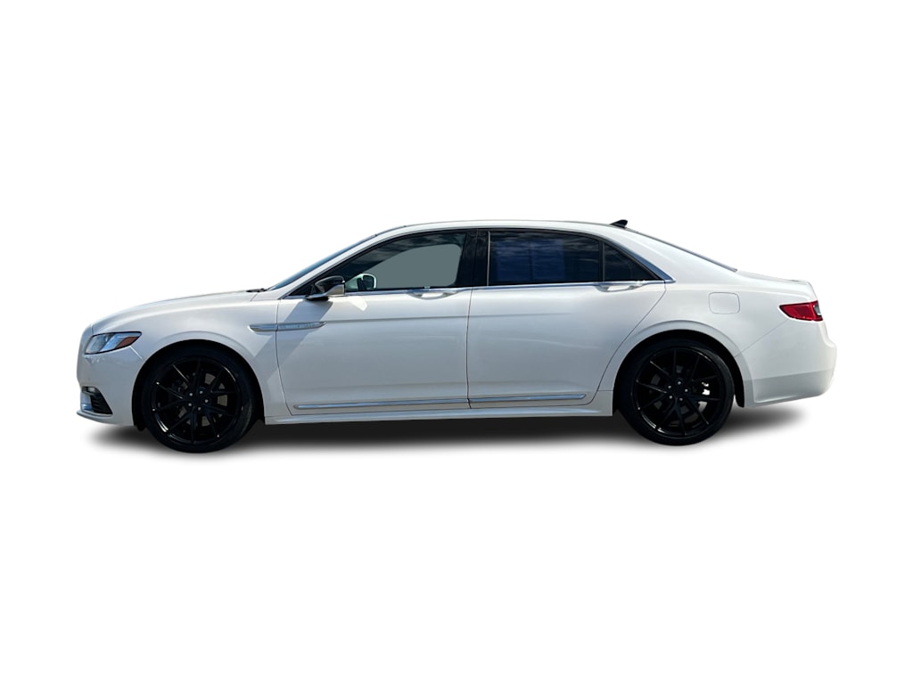 Thumbnail: 2018 Lincoln Continental - 3