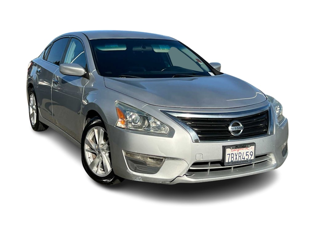Used 2013 Nissan Altima Sedan SV with VIN 1N4AL3AP8DN565037 for sale in Hudson, WI
