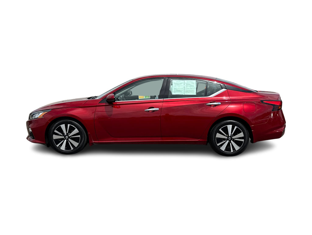 Thumbnail: 2020 Nissan Altima - 3