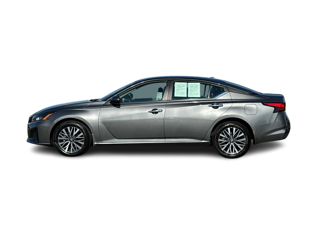 2023 Nissan Altima SV 3