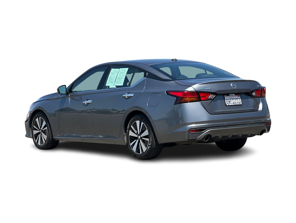 Thumbnail: 2019 Nissan Altima - 4