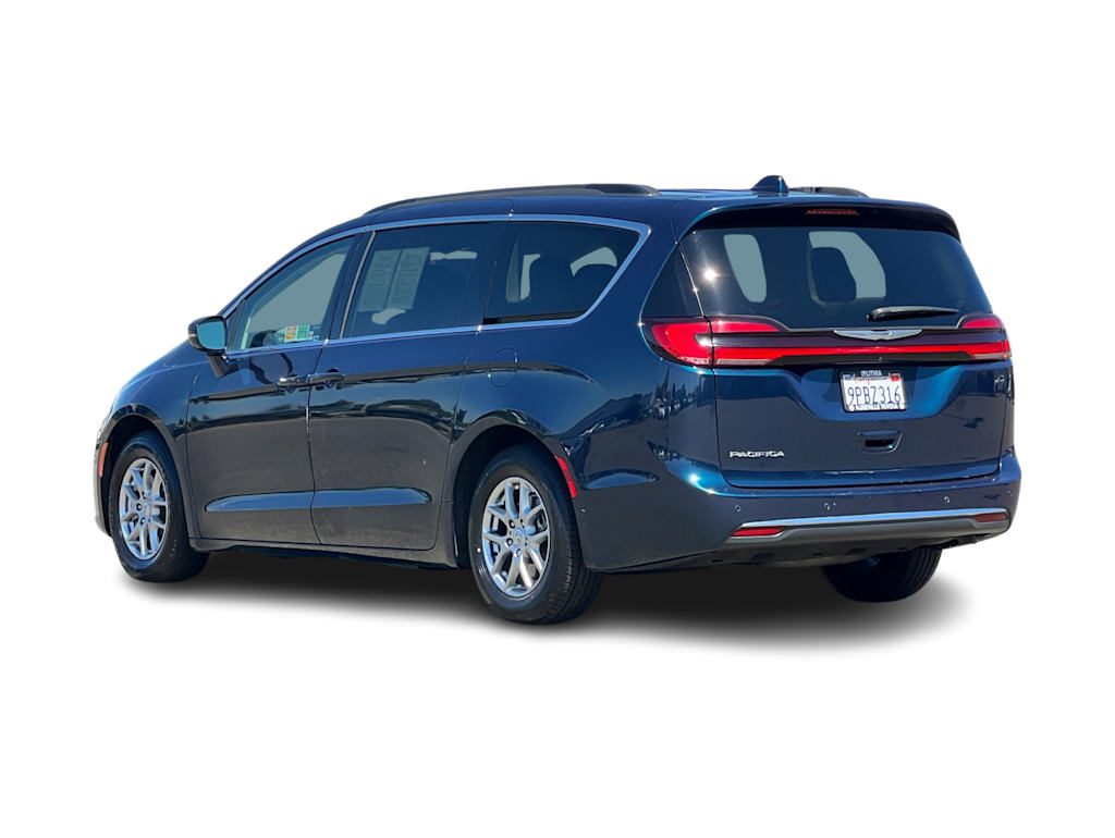 Thumbnail: 2021 Chrysler Pacifica - 4