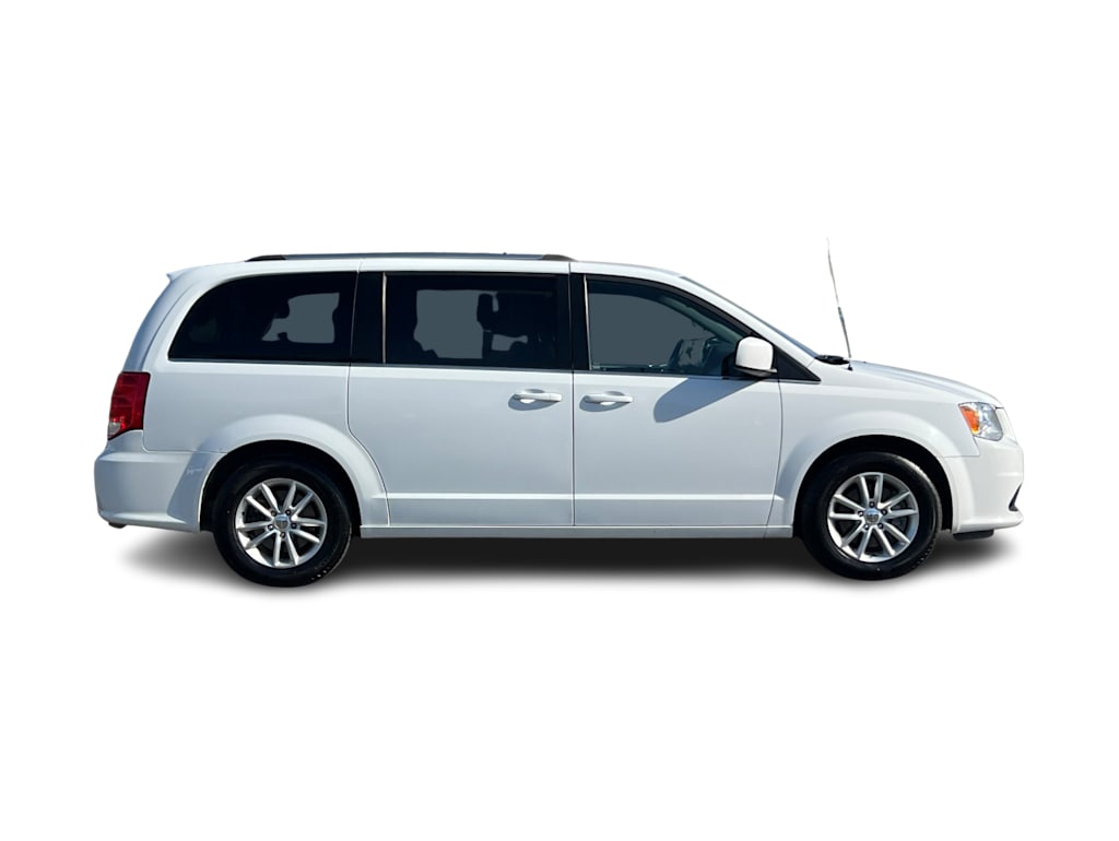 Thumbnail: 2018 Dodge Grand Caravan - 17