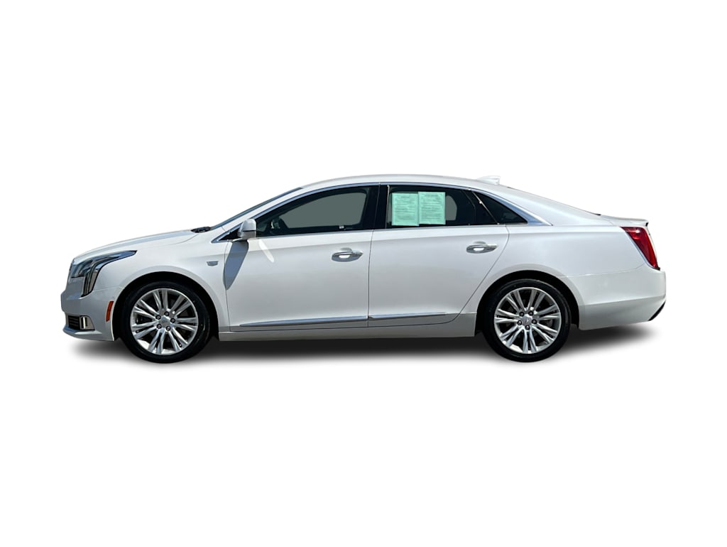 Thumbnail: 2018 Cadillac XTS - 3