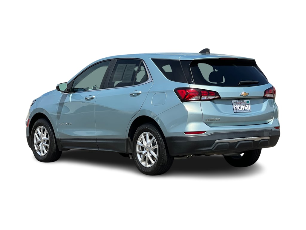Thumbnail: 2022 Chevrolet Equinox - 4