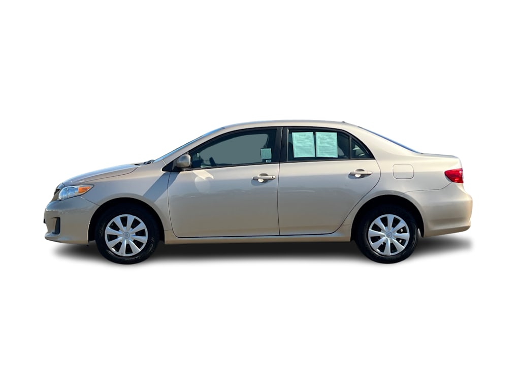 Thumbnail: 2011 Toyota Corolla - 3