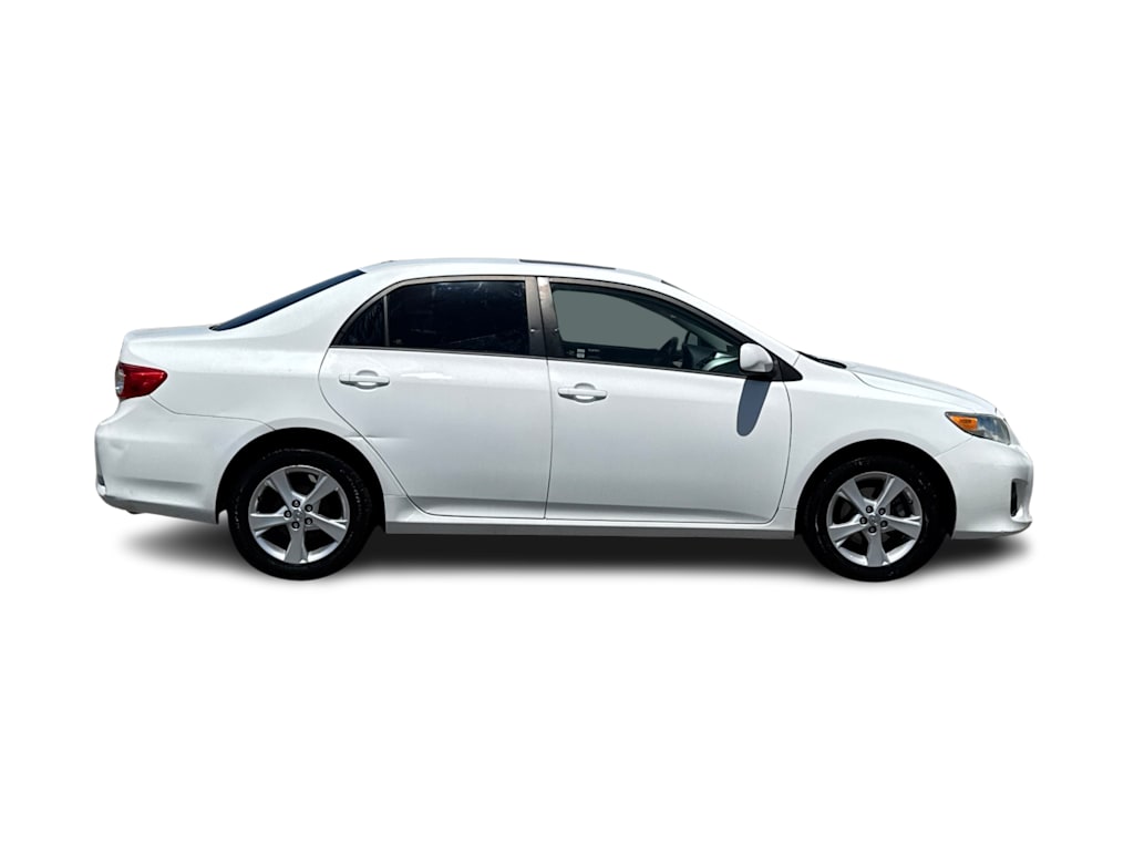 Thumbnail: 2012 Toyota Corolla - 19