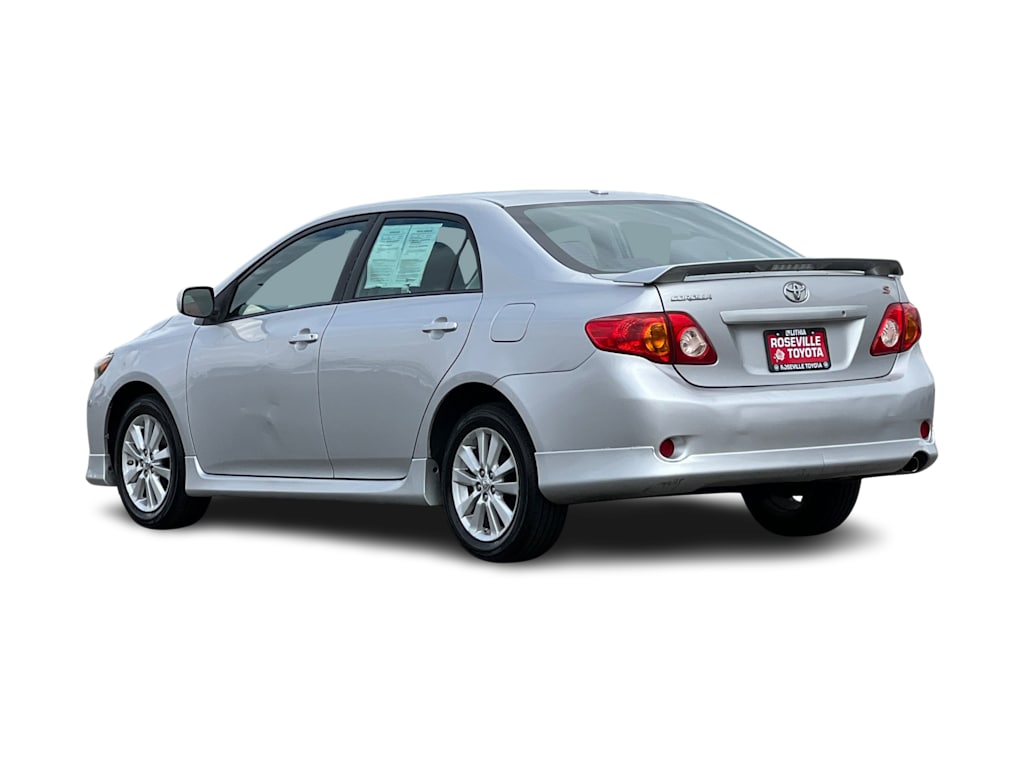 Thumbnail: 2010 Toyota Corolla - 4