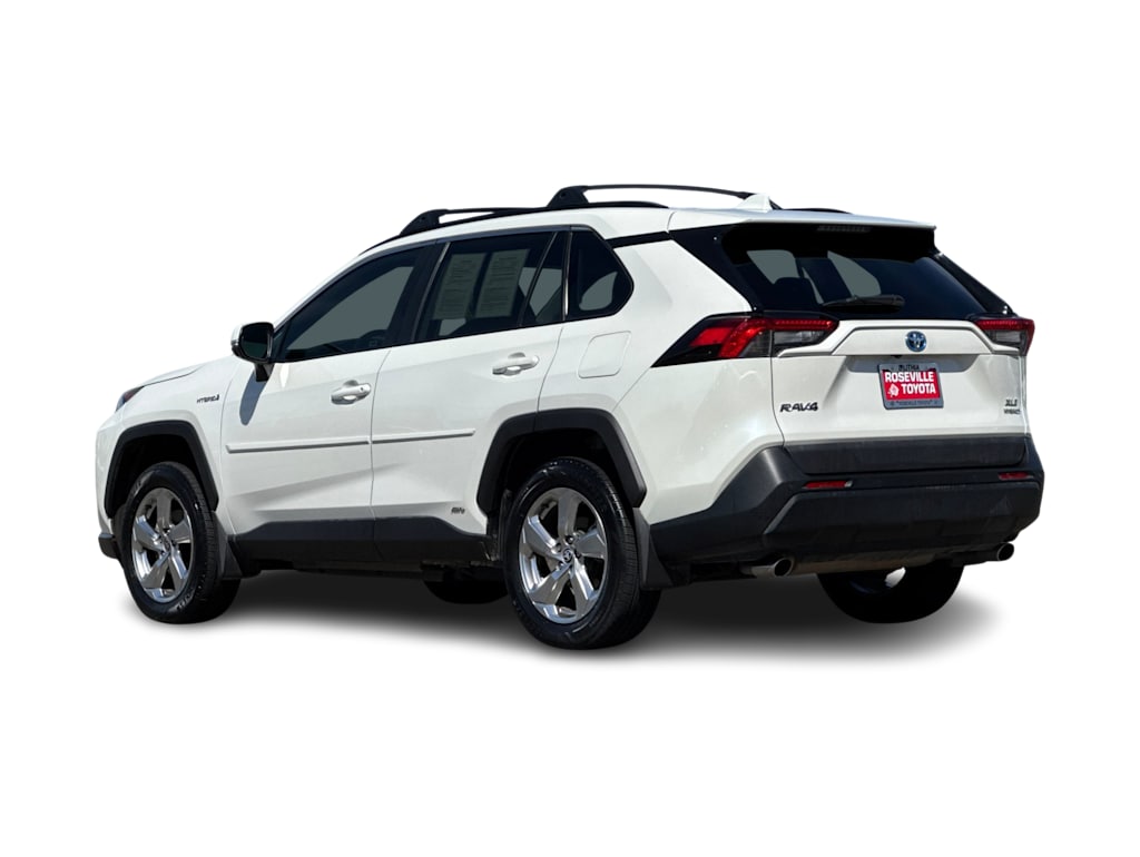 Thumbnail: 2021 Toyota RAV4 - 4