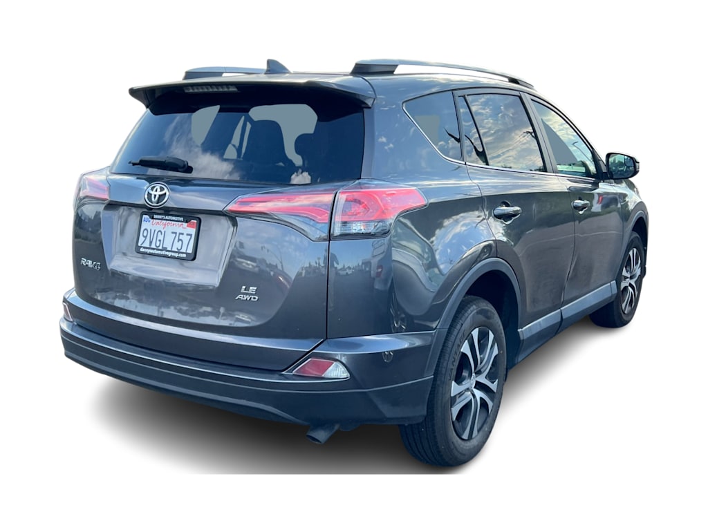 Thumbnail: 2016 Toyota RAV4 - 9