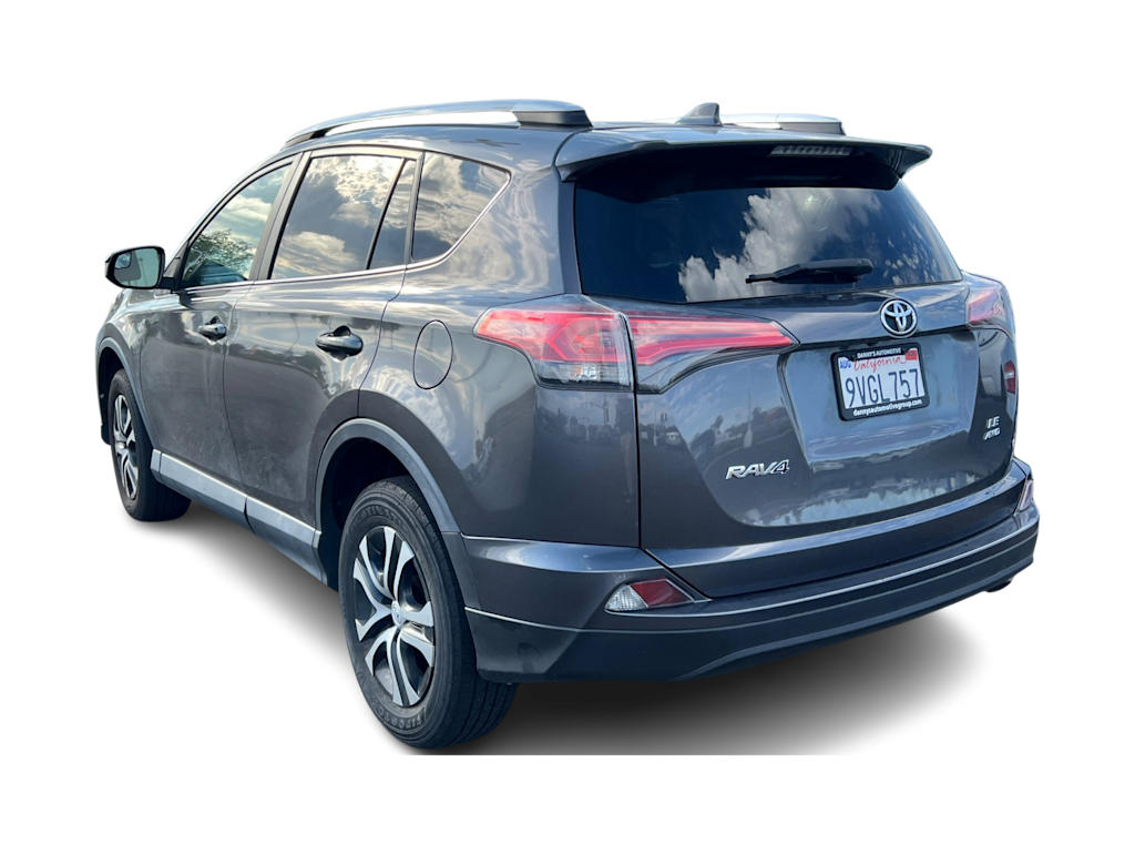 Thumbnail: 2016 Toyota RAV4 - 2