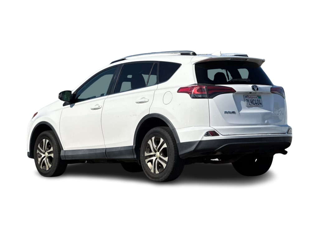 Thumbnail: 2016 Toyota RAV4 - 3