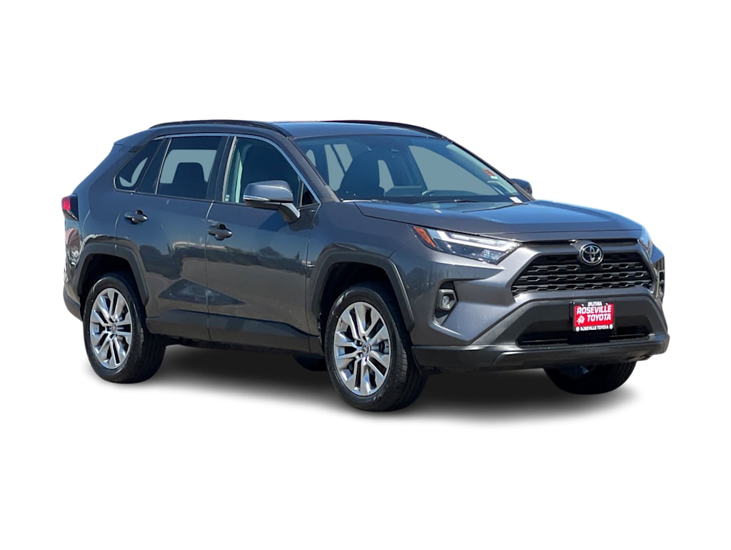 Thumbnail: 2022 Toyota RAV4 - 19