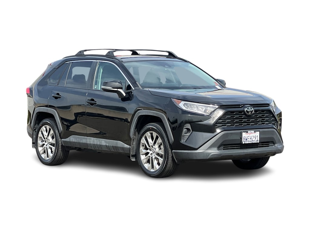 Thumbnail: 2021 Toyota RAV4 - 18