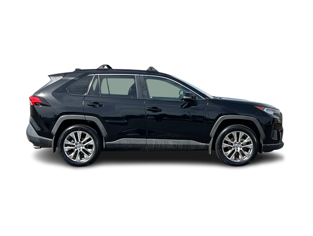 Thumbnail: 2021 Toyota RAV4 - 19