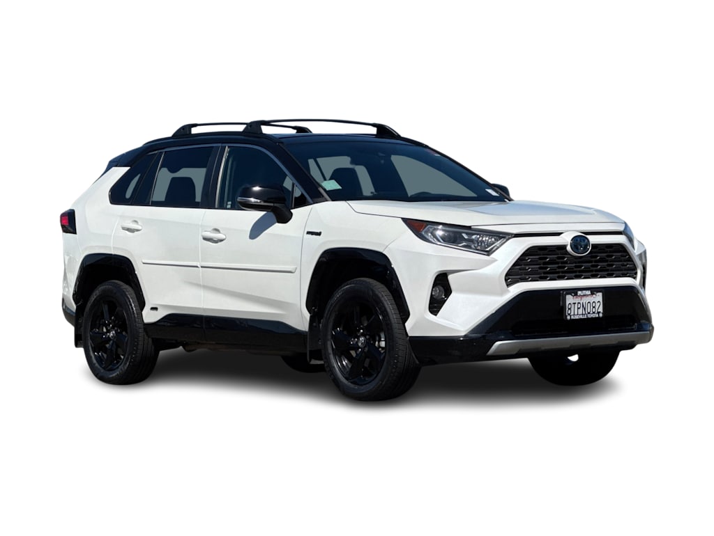 Thumbnail: 2021 Toyota RAV4 - 18