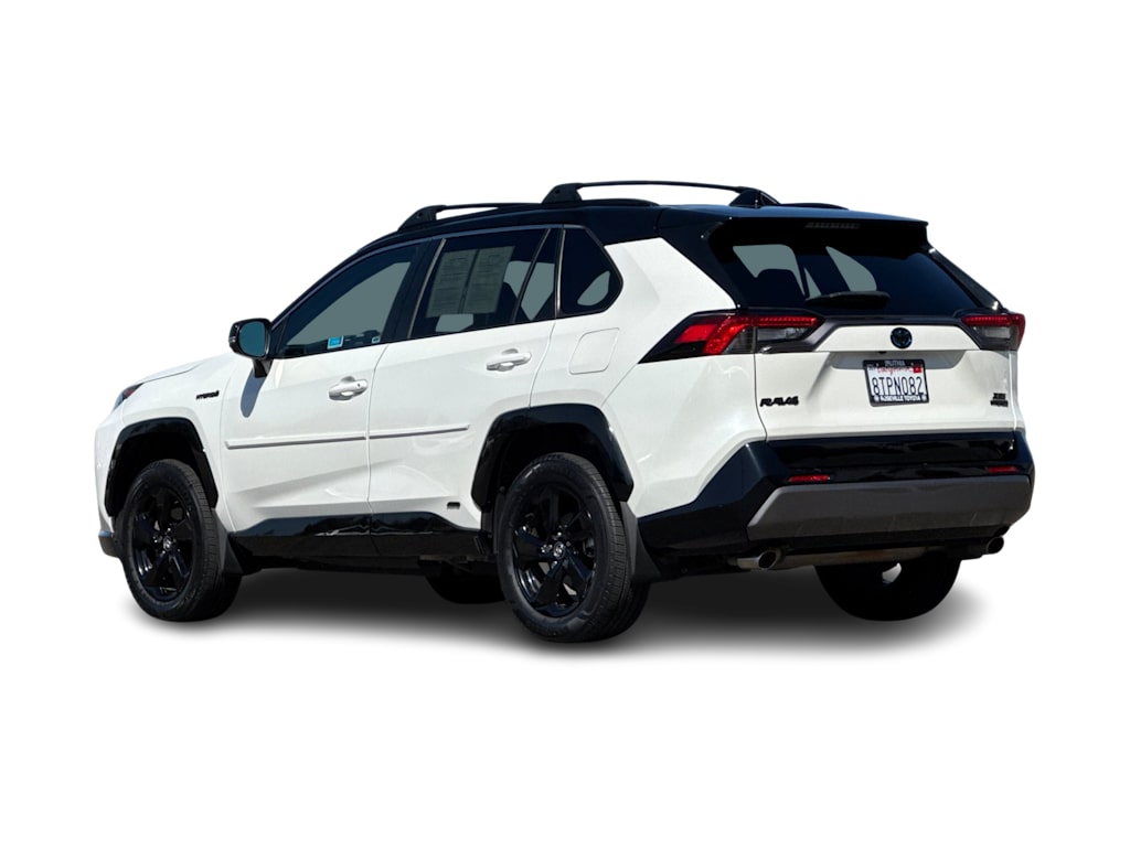 Thumbnail: 2021 Toyota RAV4 - 4