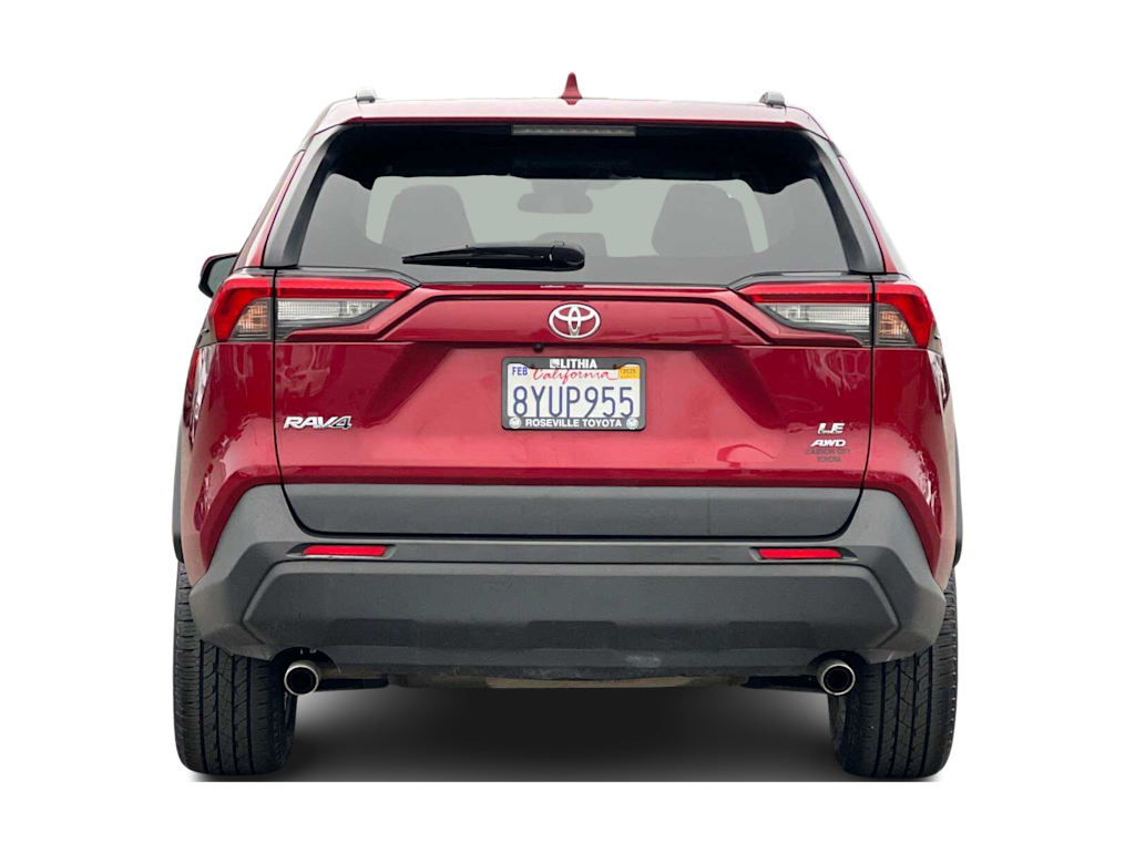 2020 Toyota RAV4 LE 5