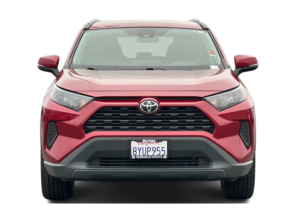 2020 Toyota RAV4 LE 6