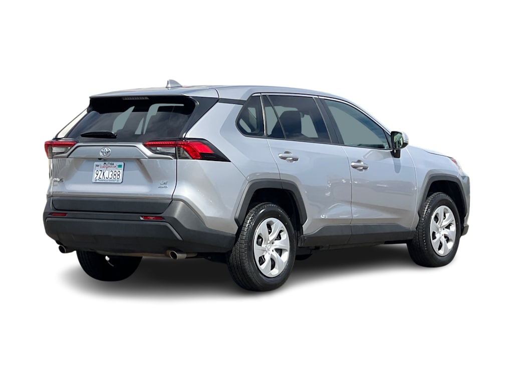 Thumbnail: 2023 Toyota RAV4 - 17