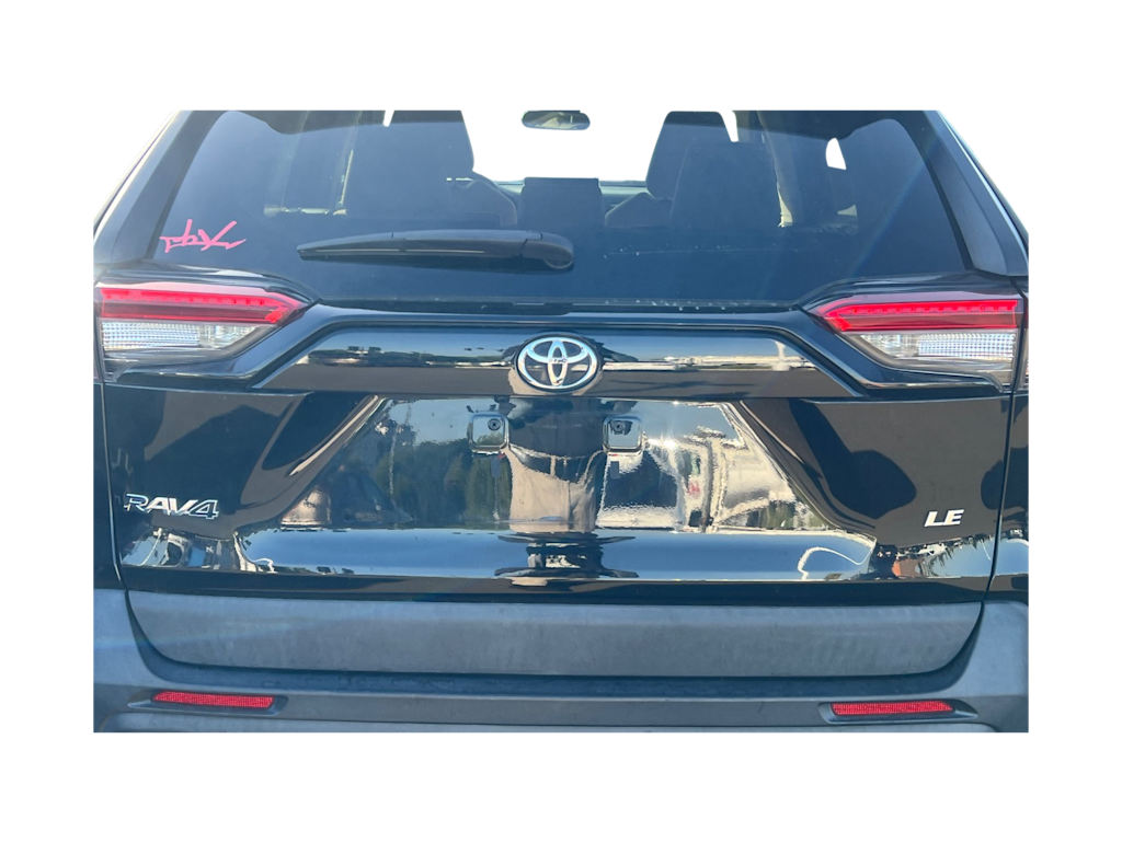 Thumbnail: 2021 Toyota RAV4 - 20