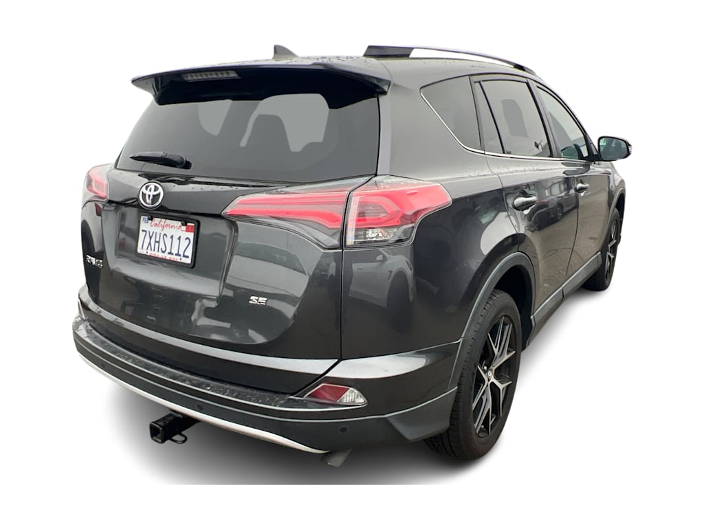 Thumbnail: 2016 Toyota RAV4 - 8