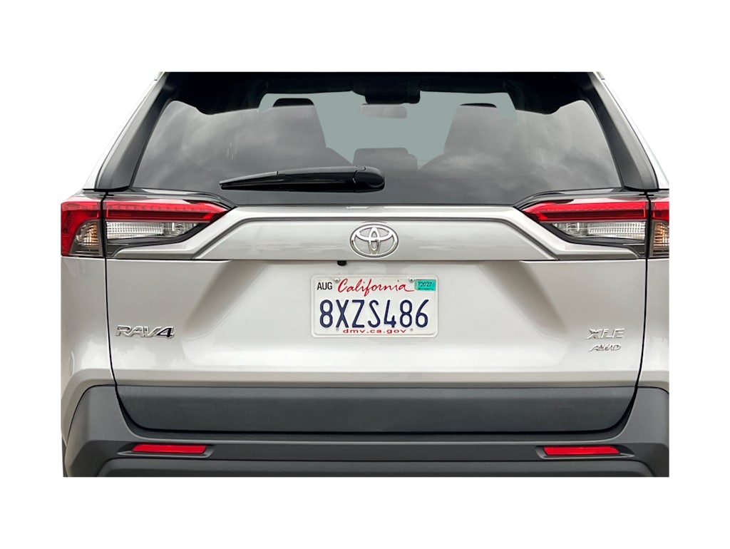 Thumbnail: 2021 Toyota RAV4 - 23