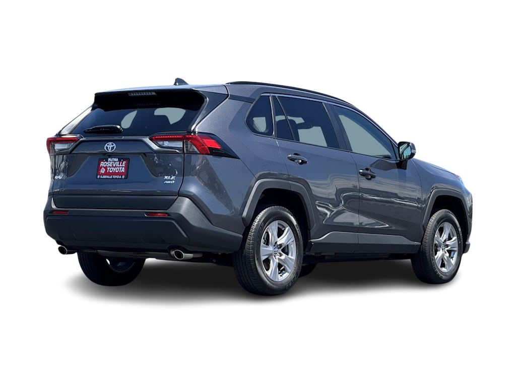 Thumbnail: 2025 Toyota RAV4 - 17
