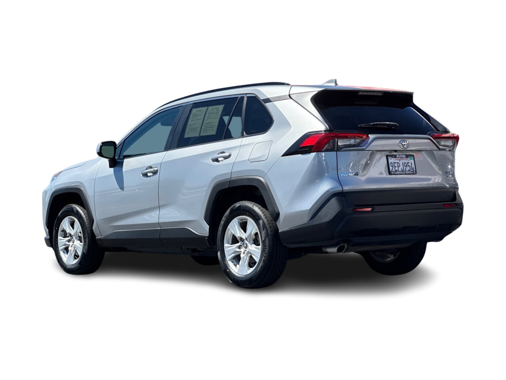 Thumbnail: 2021 Toyota RAV4 - 4