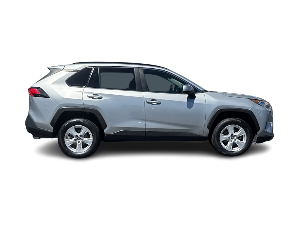 Thumbnail: 2021 Toyota RAV4 - 21