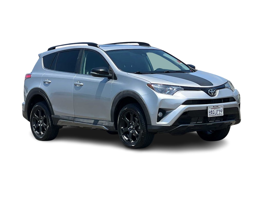 Thumbnail: 2018 Toyota RAV4 - 17