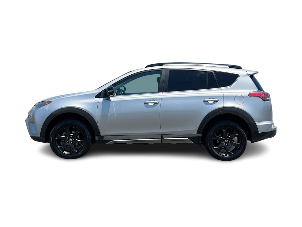 Thumbnail: 2018 Toyota RAV4 - 3