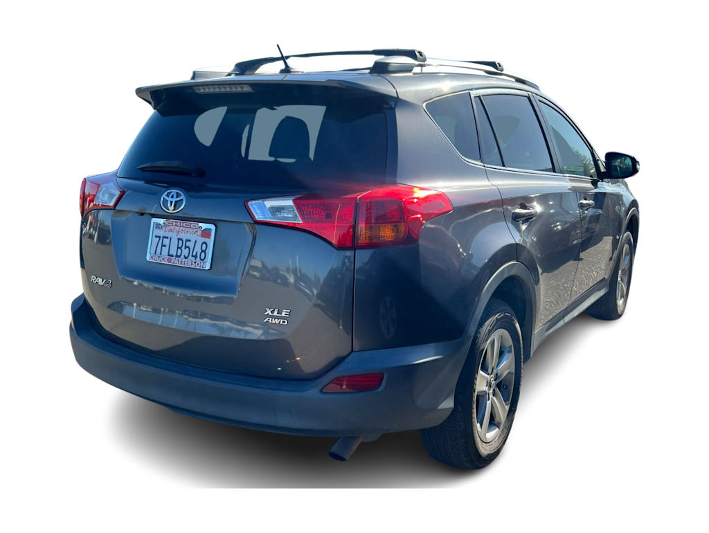 Thumbnail: 2015 Toyota RAV4 - 9