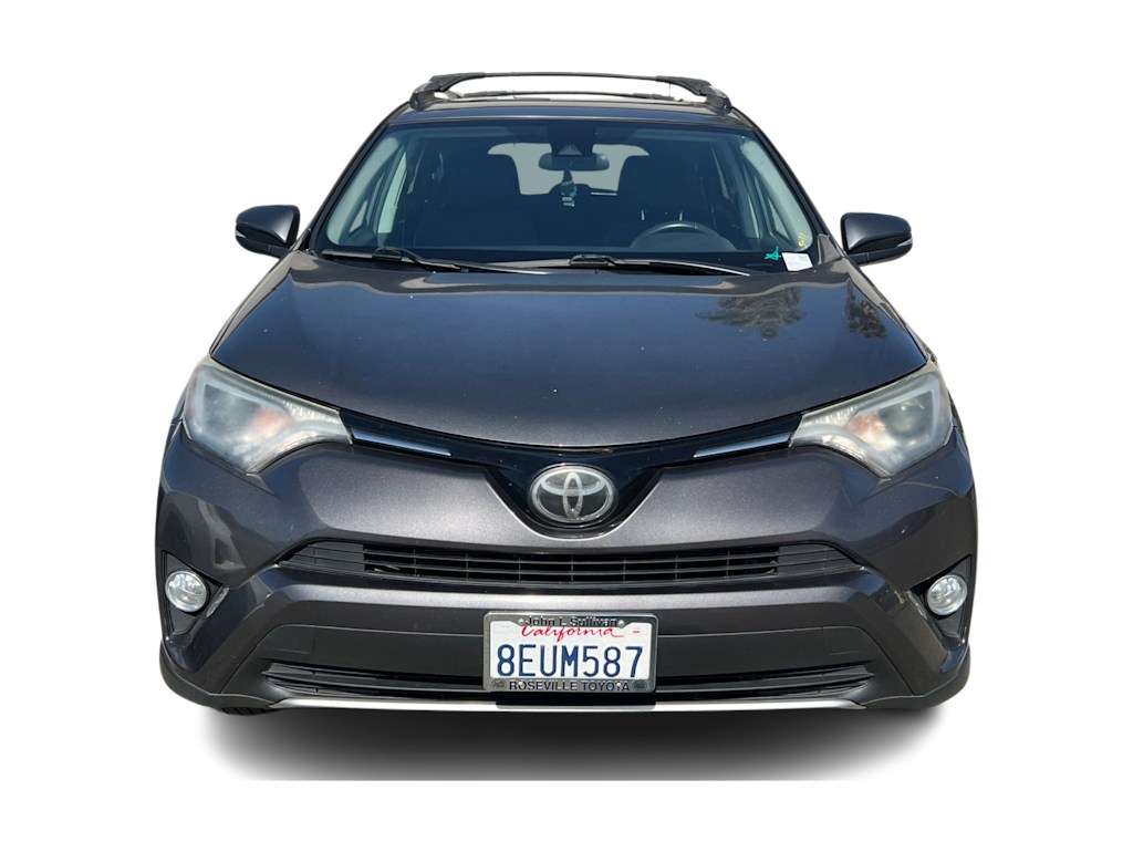 Thumbnail: 2018 Toyota RAV4 - 4