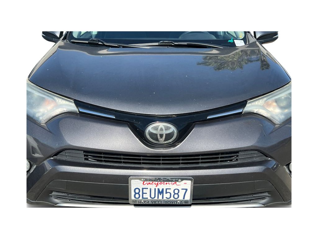 Thumbnail: 2018 Toyota RAV4 - 14