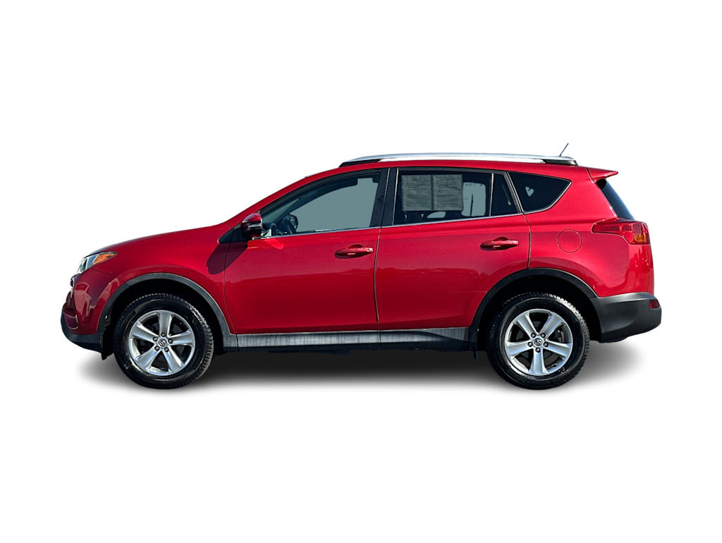 Thumbnail: 2015 Toyota RAV4 - 3