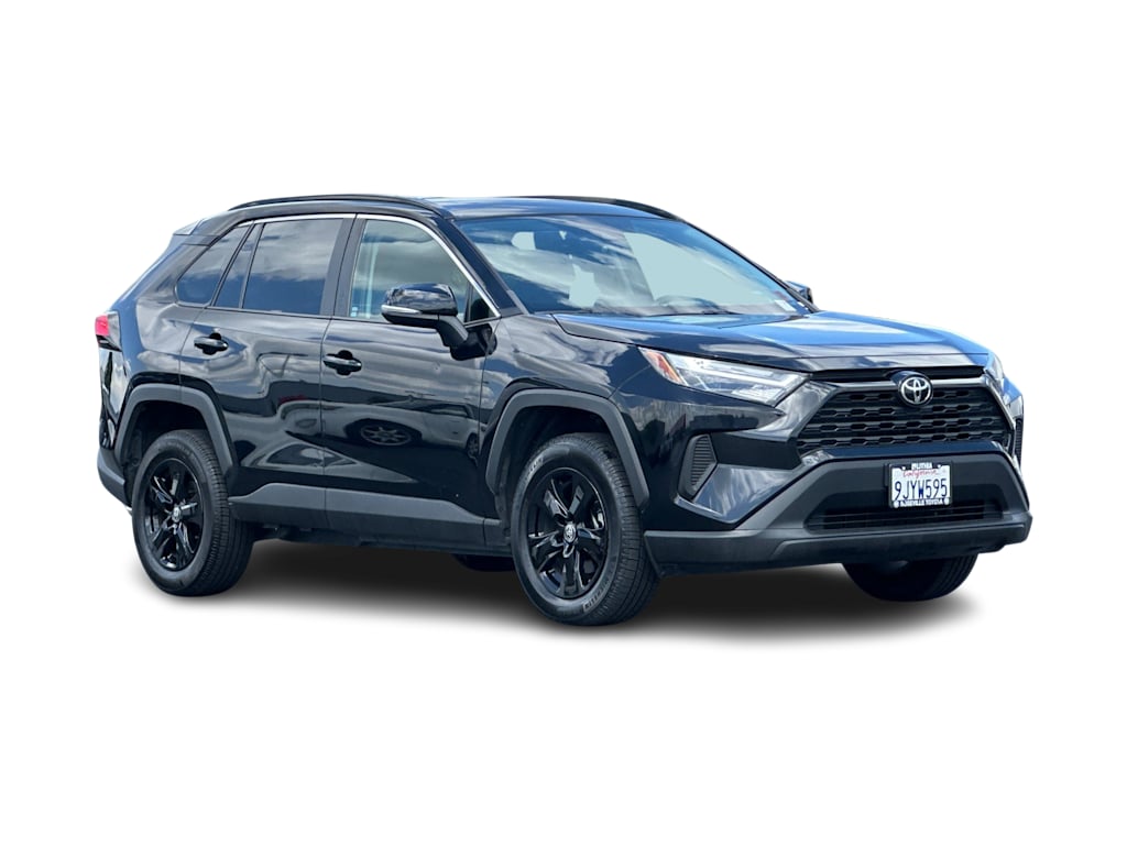 Thumbnail: 2022 Toyota RAV4 - 20