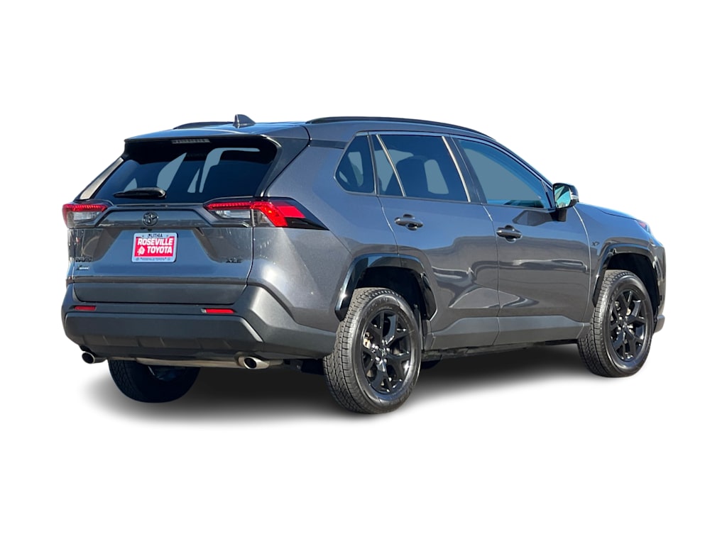 Thumbnail: 2021 Toyota RAV4 - 19